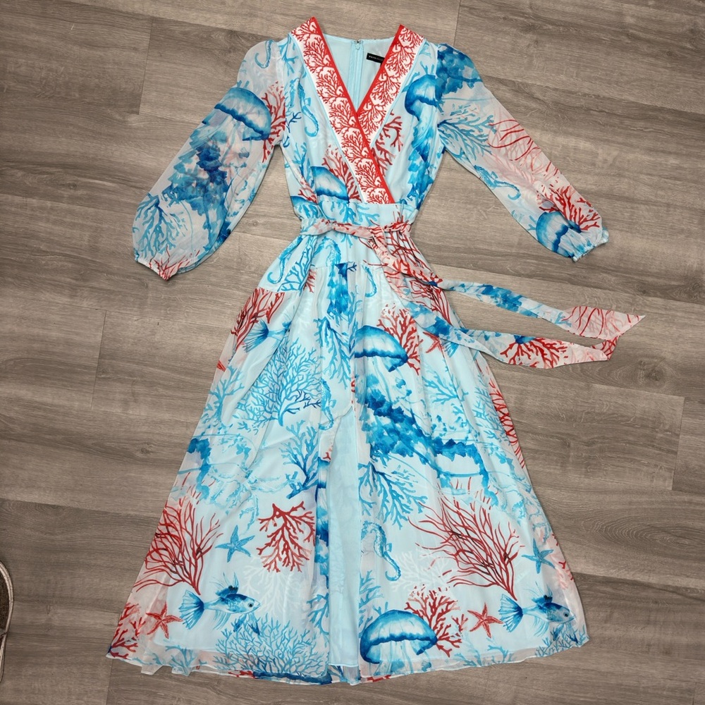 NWT White House Black Market Red and Blue Coral Dress 0 Petite